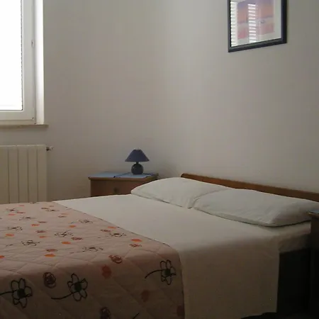 Paloma Blanca 1 Apartment *