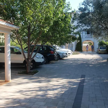 Paloma Blanca 1 Medulin